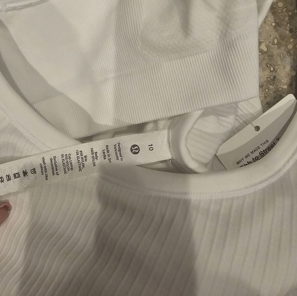 Lululemon Ebb to Street Tank in White Size 10 NWT - Picture 3 of 6